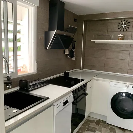 Puig Comfort Apartman *